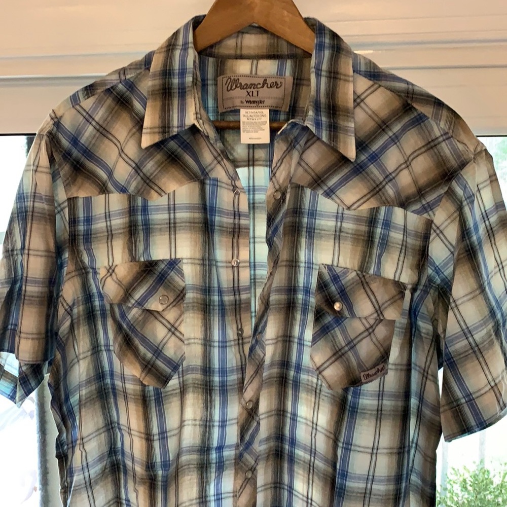 Button Pearl Snap Short Sleeve Shirt